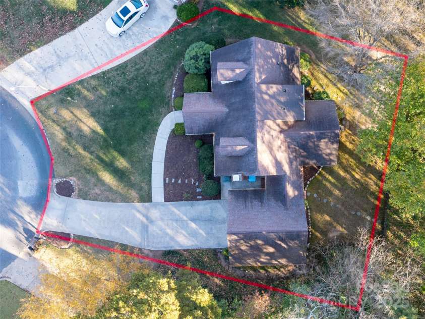 106 Gallarie Place, Salisbury, NC 28144.  MLS# CAR4321923, YatesRealty ID 13445. 