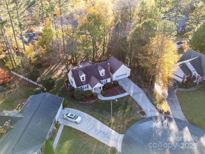 106 Gallarie Place, Salisbury, NC 28144.  MLS# CAR4321923, YatesRealty ID 13445. 