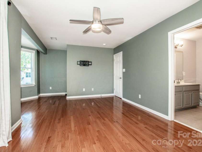 17307 Villanova Road, Huntersville, NC 28078.  MLS# CAR4256155, YatesRealty ID 13445. 