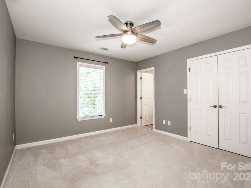 17307 Villanova Road, Huntersville, NC 28078.  MLS# CAR4256155, YatesRealty ID 13445. 