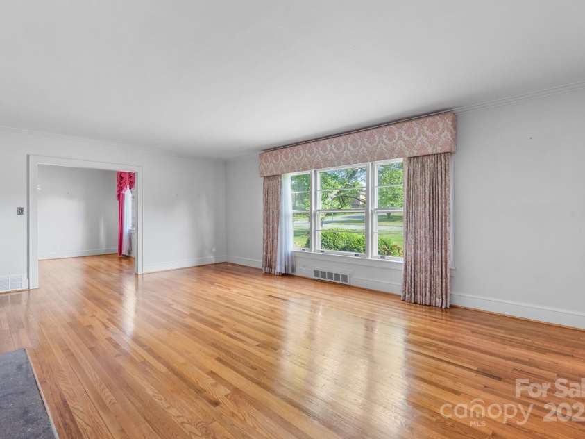 220 Broad Street, Marion, NC 28752.  MLS# CAR4257550, YatesRealty ID 13447. Formal Living Room