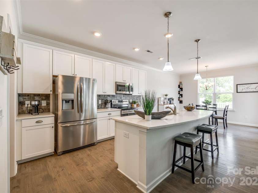 809 River Park Road, Belmont, NC 28012.  MLS# CAR4258875, YatesRealty ID 13448. 