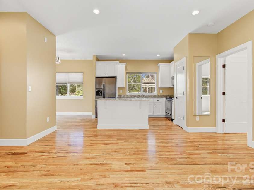 180 Moody Avenue, Candler, NC 28715.  MLS# CAR4366838, YatesRealty ID 13449. 