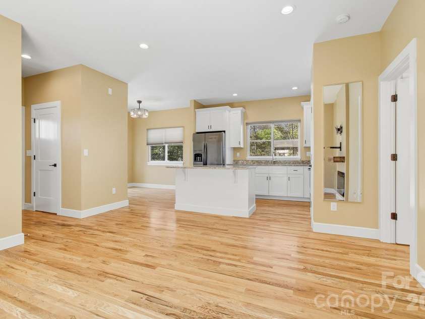 180 Moody Avenue, Candler, NC 28715.  MLS# CAR4366838, YatesRealty ID 13449. 