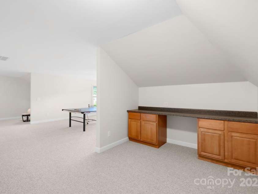 9311 St Barts Lane, Huntersville, NC 28078.  MLS# CAR4255582, YatesRealty ID 13449. 3rd floor bonus room