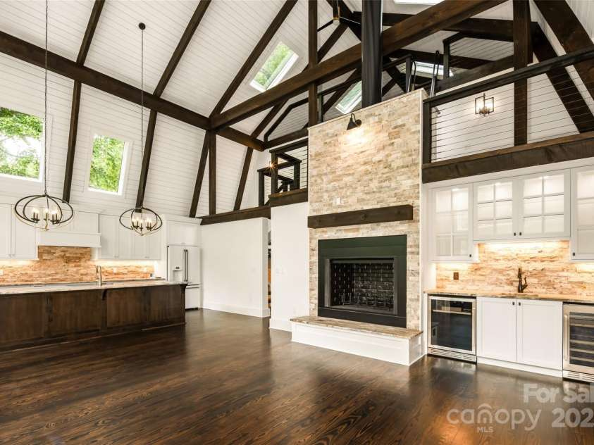 50 Turkey Trot Lane, Burnsville, NC 28714.  MLS# CAR4330454, YatesRealty ID 1345. 