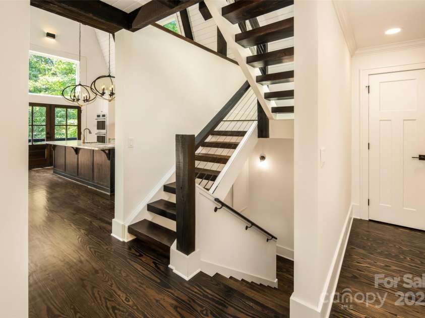 50 Turkey Trot Lane, Burnsville, NC 28714.  MLS# CAR4330454, YatesRealty ID 1345. 