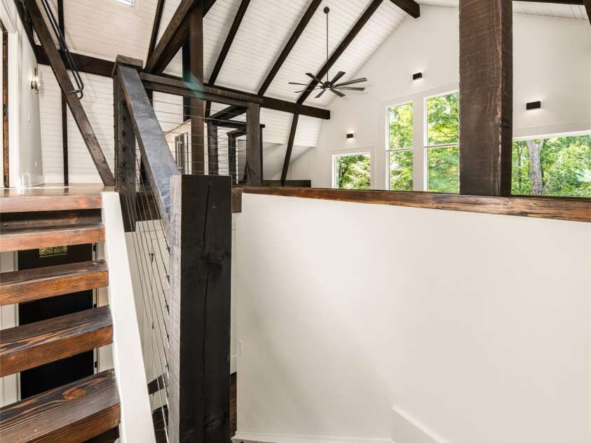 50 Turkey Trot Lane, Burnsville, NC 28714.  MLS# CAR4330454, YatesRealty ID 1345. 