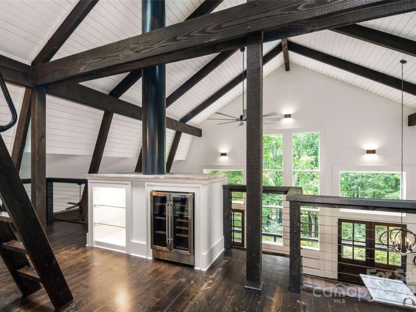 50 Turkey Trot Lane, Burnsville, NC 28714.  MLS# CAR4330454, YatesRealty ID 1345. 