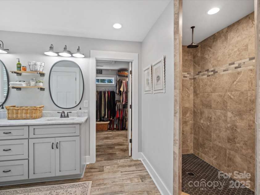 107 Pressley Street, Clover, SC 29710.  MLS# CAR4259309, YatesRealty ID 13450. 