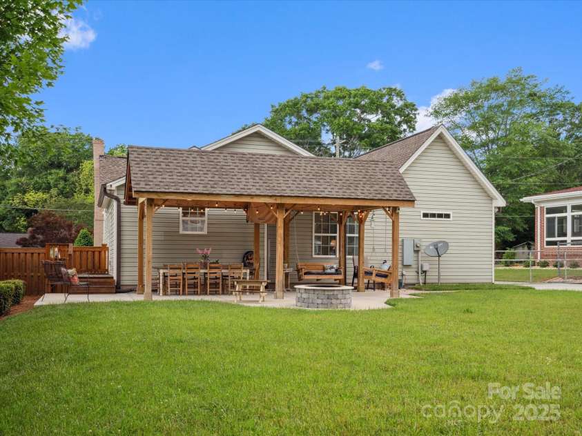 107 Pressley Street, Clover, SC 29710.  MLS# CAR4259309, YatesRealty ID 13450. 