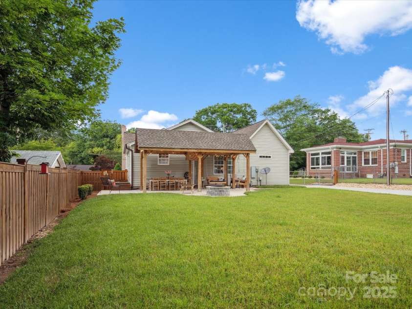 107 Pressley Street, Clover, SC 29710.  MLS# CAR4259309, YatesRealty ID 13450. 