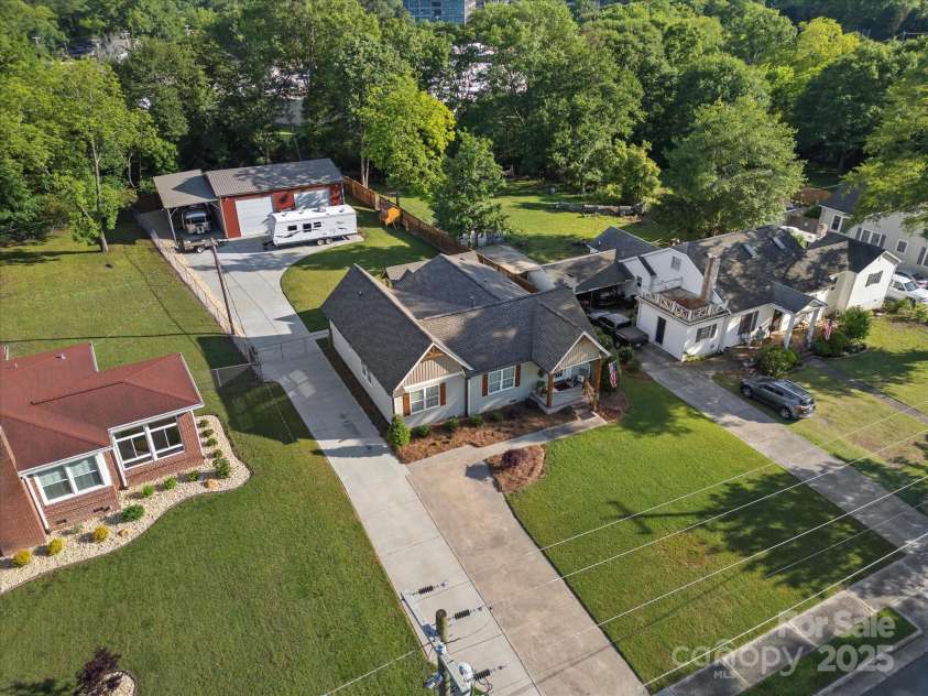 107 Pressley Street, Clover, SC 29710.  MLS# CAR4259309, YatesRealty ID 13450. 