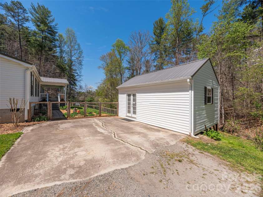 322 Stockton Branch Road, Weaverville, NC 28787.  MLS# CAR4368959, YatesRealty ID 13450. 