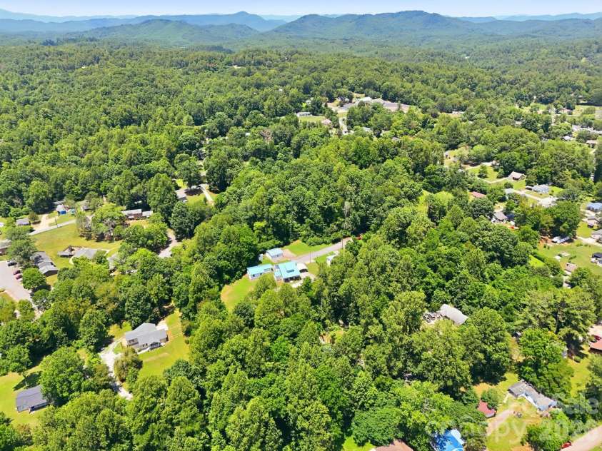 1231 Caldwell Place, Lenoir, NC 28645.  MLS# CAR4400395, YatesRealty ID 13451. 
