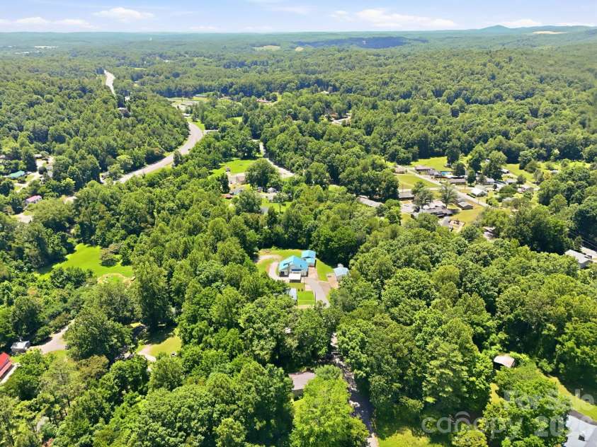 1231 Caldwell Place, Lenoir, NC 28645.  MLS# CAR4400395, YatesRealty ID 13451. 
