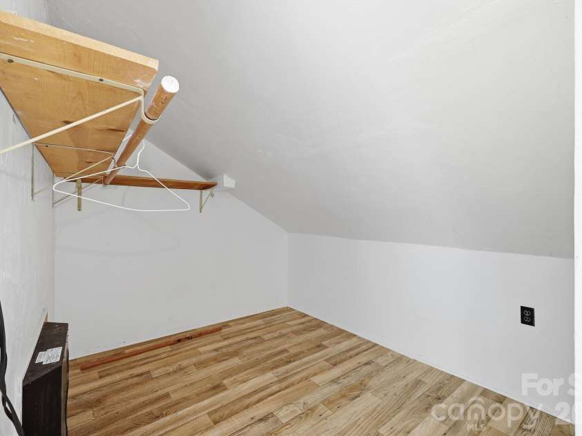 1231 Caldwell Place, Lenoir, NC 28645.  MLS# CAR4400395, YatesRealty ID 13451. 