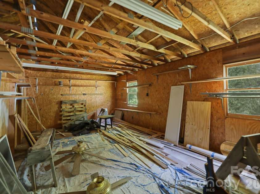 1231 Caldwell Place, Lenoir, NC 28645.  MLS# CAR4400395, YatesRealty ID 13451. 