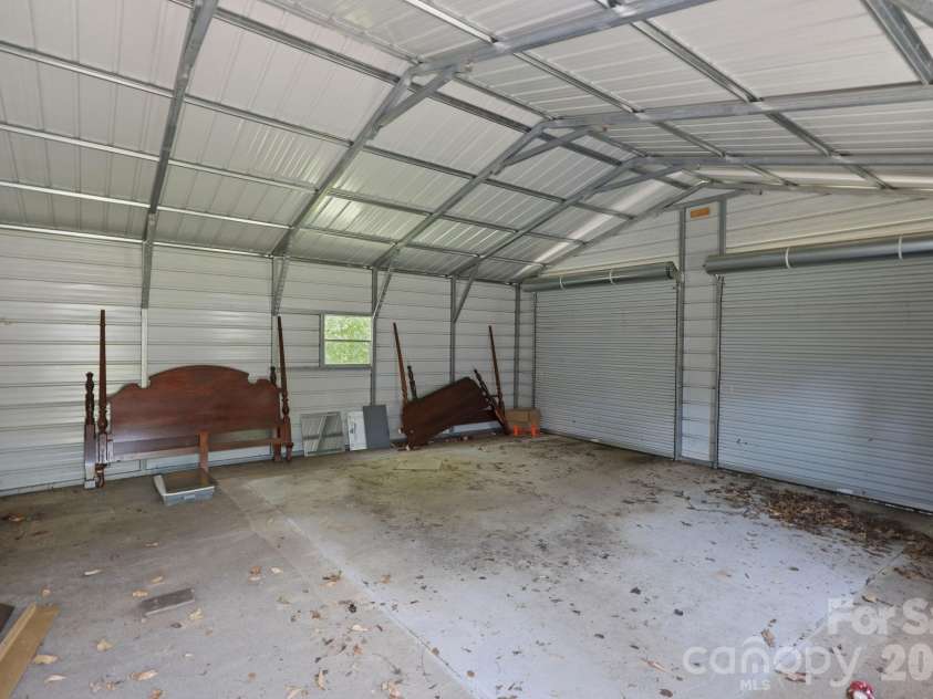 1231 Caldwell Place, Lenoir, NC 28645.  MLS# CAR4400395, YatesRealty ID 13451. 