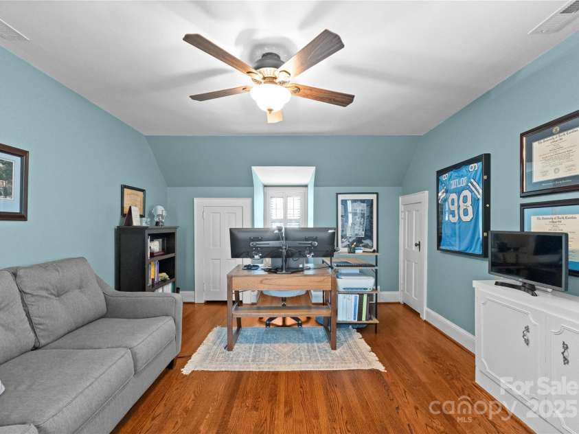 222 Carter Street, Lincolnton, NC 28092.  MLS# CAR4254557, YatesRealty ID 13451. 