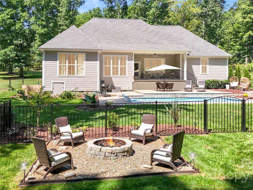 2646 Lee Lawing Road, Lincolnton, NC 28092.  MLS# CAR4254552, YatesRealty ID 13452. 