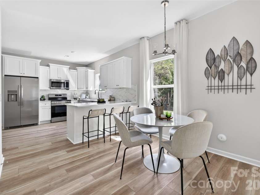 4809 Eleanor Drive, Charlotte, NC 28208.  MLS# CAR4359149, YatesRealty ID 13453. 