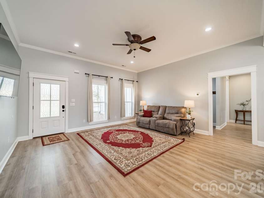 2005 Briarwood Circle, Fort Mill, SC 29715.  MLS# CAR4338146, YatesRealty ID 13454. 