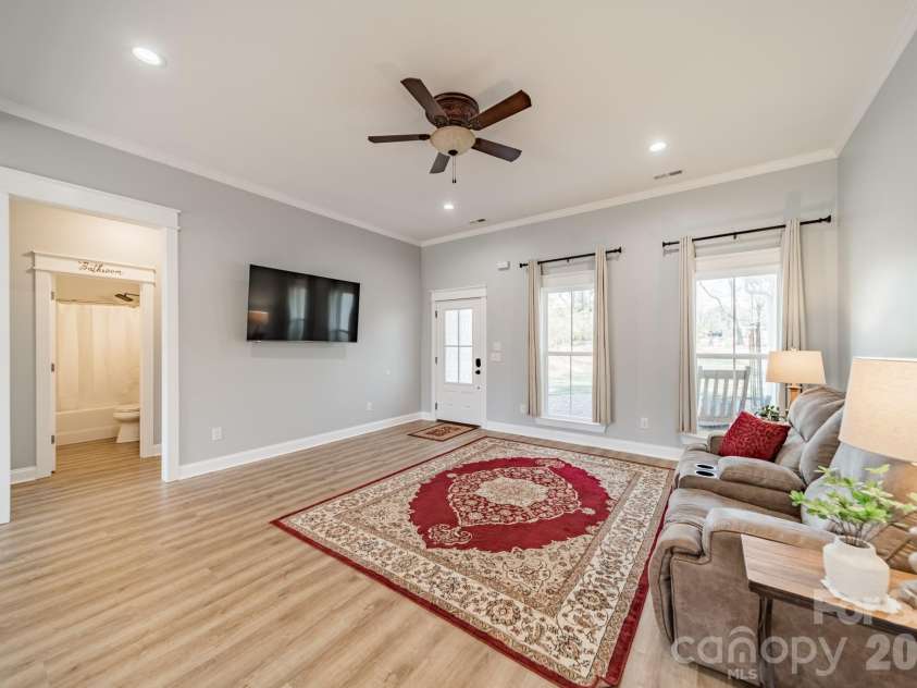 2005 Briarwood Circle, Fort Mill, SC 29715.  MLS# CAR4338146, YatesRealty ID 13454. 