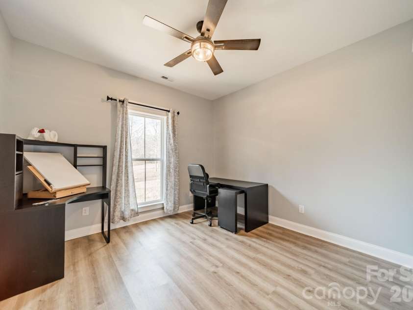 2005 Briarwood Circle, Fort Mill, SC 29715.  MLS# CAR4338146, YatesRealty ID 13454. 