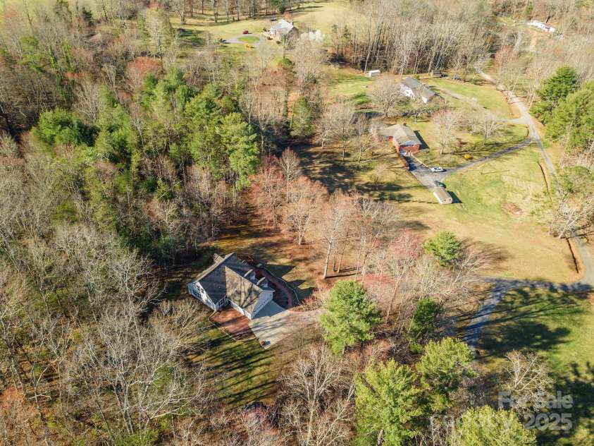 29 Beverly Grove Lane, Candler, NC 28715.  MLS# CAR4235867, YatesRealty ID 13455. 