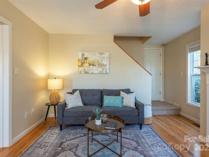 29 Beverly Grove Lane, Candler, NC 28715.  MLS# CAR4235867, YatesRealty ID 13455. 