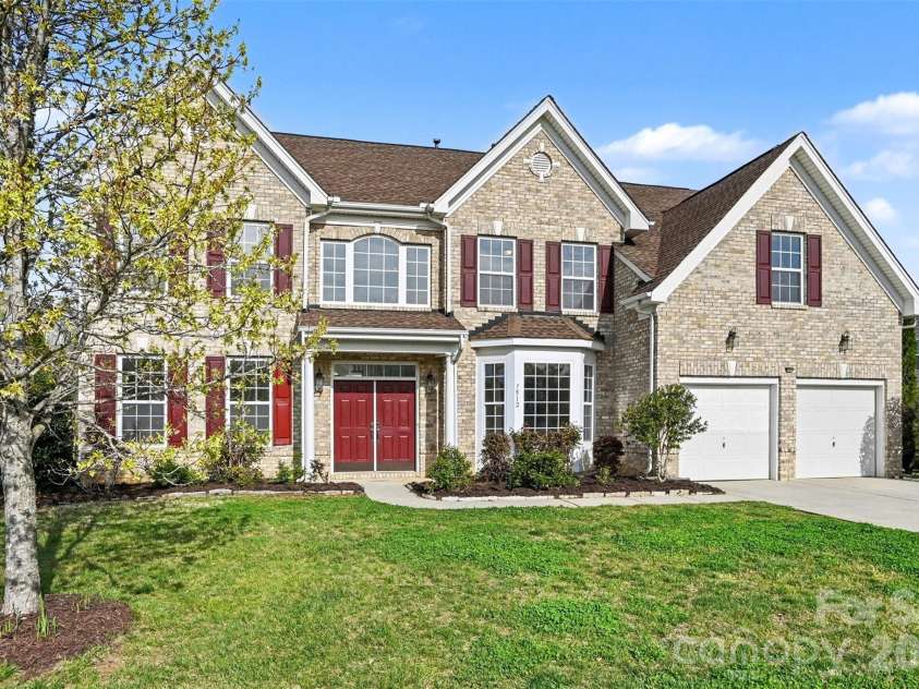 7512 Chasewater Drive, Harrisburg, NC 28075.  MLS# CAR4360354, YatesRealty ID 13455. 