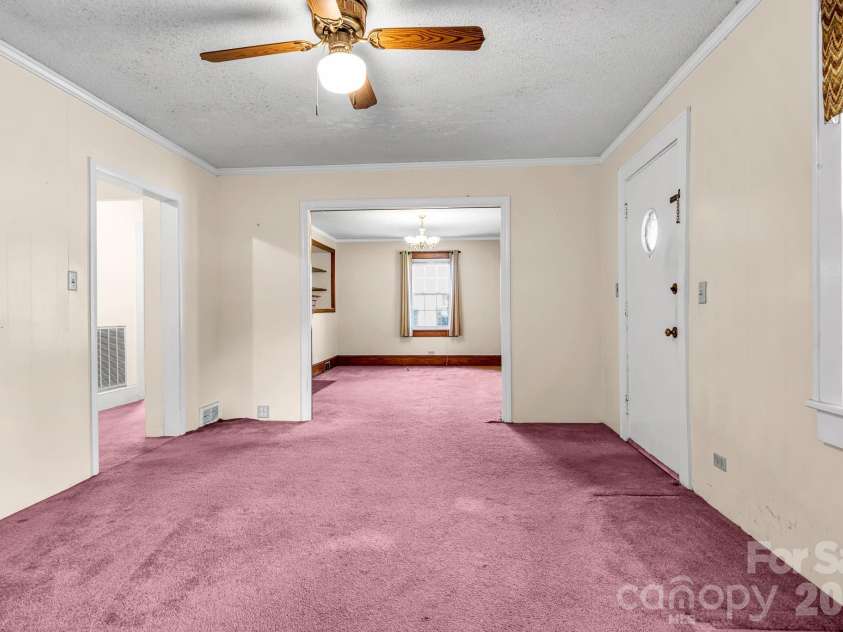 1325 Longview Avenue, Salisbury, NC 28146.  MLS# CAR4368663, YatesRealty ID 13456. 
