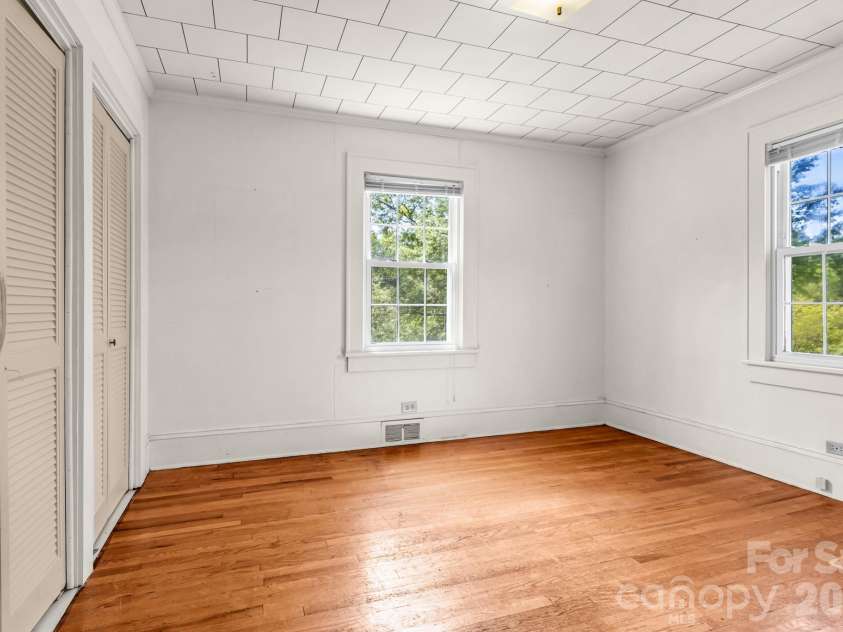1325 Longview Avenue, Salisbury, NC 28146.  MLS# CAR4368663, YatesRealty ID 13456. 
