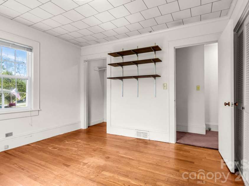 1325 Longview Avenue, Salisbury, NC 28146.  MLS# CAR4368663, YatesRealty ID 13456. 