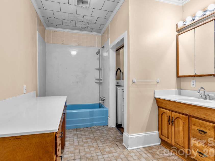 1325 Longview Avenue, Salisbury, NC 28146.  MLS# CAR4368663, YatesRealty ID 13456. 