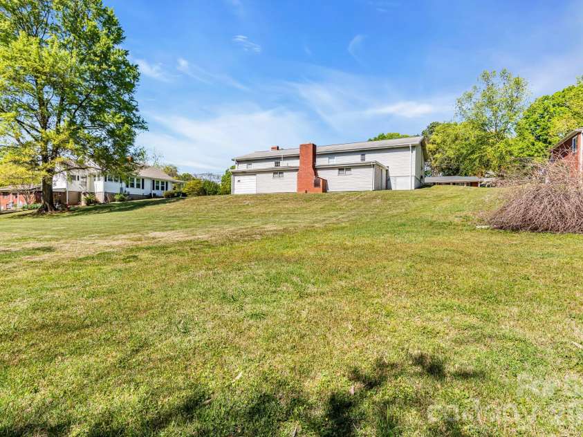 1325 Longview Avenue, Salisbury, NC 28146.  MLS# CAR4368663, YatesRealty ID 13456. 