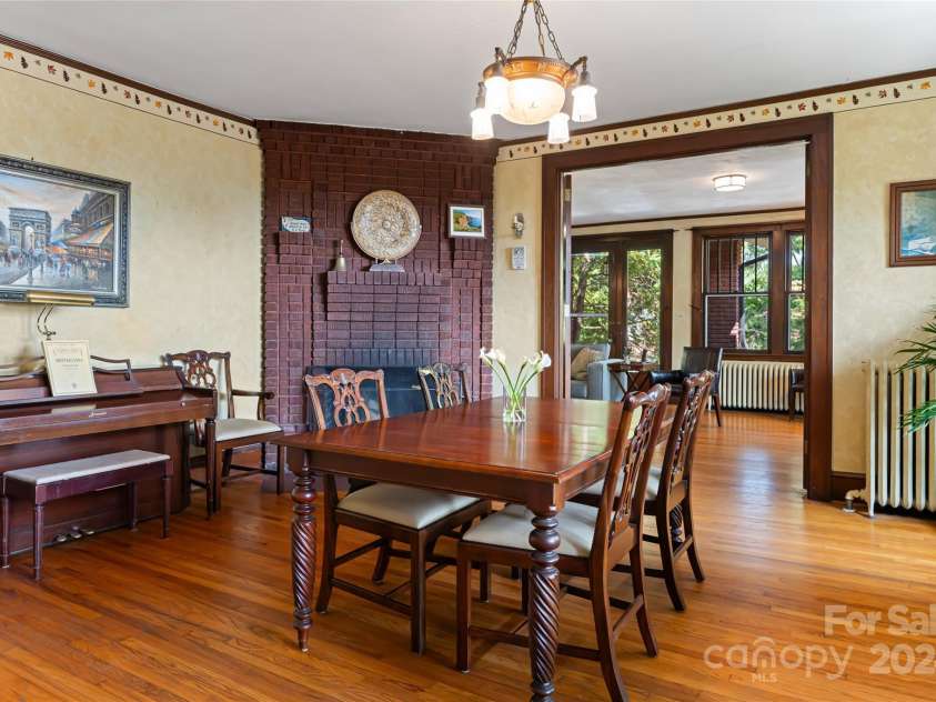 56 Sherwood Road, Asheville, NC 28803.  MLS# CAR4180458, YatesRealty ID 13457. Dining Room