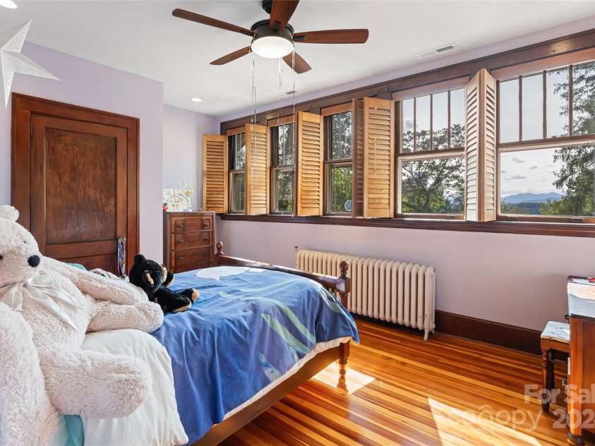 56 Sherwood Road, Asheville, NC 28803.  MLS# CAR4180458, YatesRealty ID 13457. Guest Suite Upstairs With Views