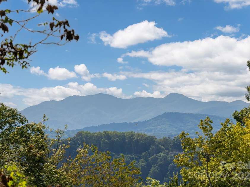 56 Sherwood Road, Asheville, NC 28803.  MLS# CAR4180458, YatesRealty ID 13457. Views