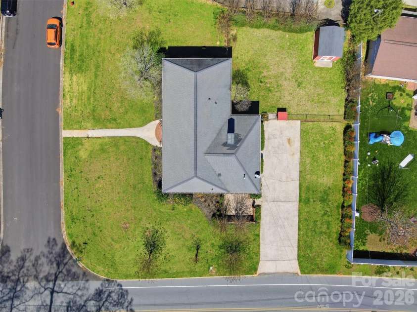 1280 Queensgate Street, Gastonia, NC 28054.  MLS# CAR4362744, YatesRealty ID 13459. 