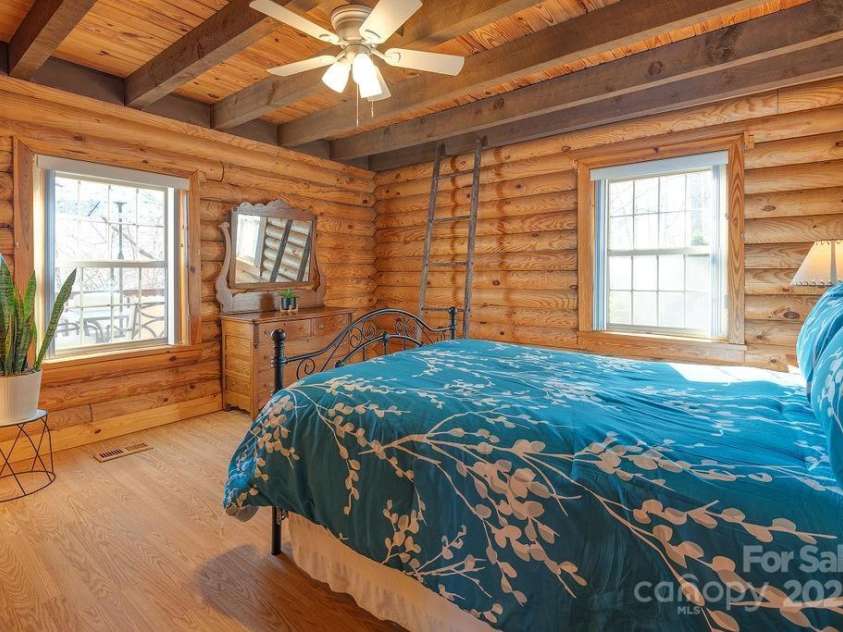 336 Winding Way Lane, Hendersonville, NC 28792.  MLS# CAR4202529, YatesRealty ID 13459. Bedroom 2