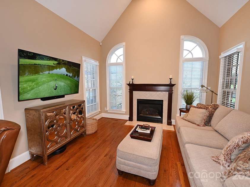 3996 Deer Run Drive, Conover, NC 28613.  MLS# CAR4300299, YatesRealty ID 1346. 