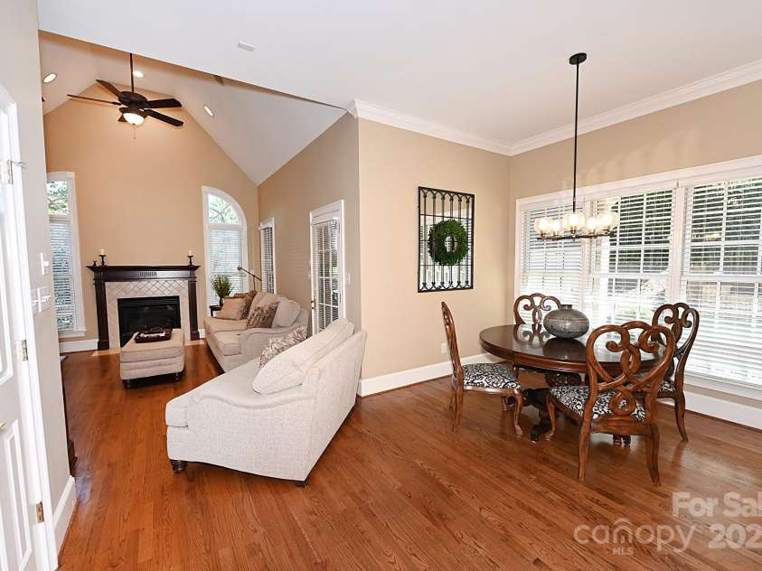 3996 Deer Run Drive, Conover, NC 28613.  MLS# CAR4300299, YatesRealty ID 1346. 