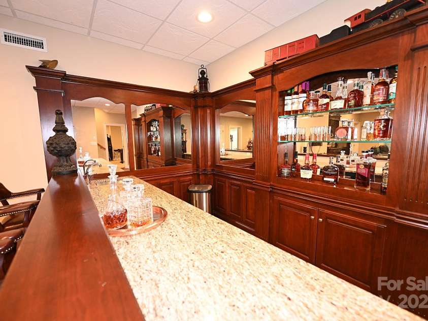 3996 Deer Run Drive, Conover, NC 28613.  MLS# CAR4300299, YatesRealty ID 1346. 