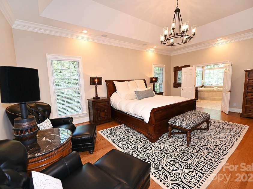 3996 Deer Run Drive, Conover, NC 28613.  MLS# CAR4300299, YatesRealty ID 1346. Primary Bedroom Main Level