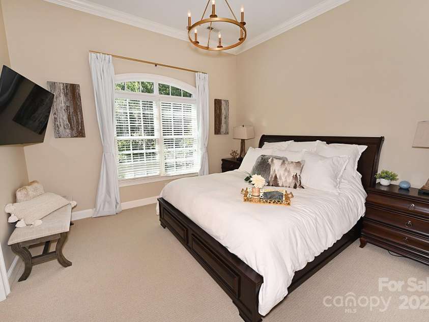 3996 Deer Run Drive, Conover, NC 28613.  MLS# CAR4300299, YatesRealty ID 1346. Upper level Guest suite