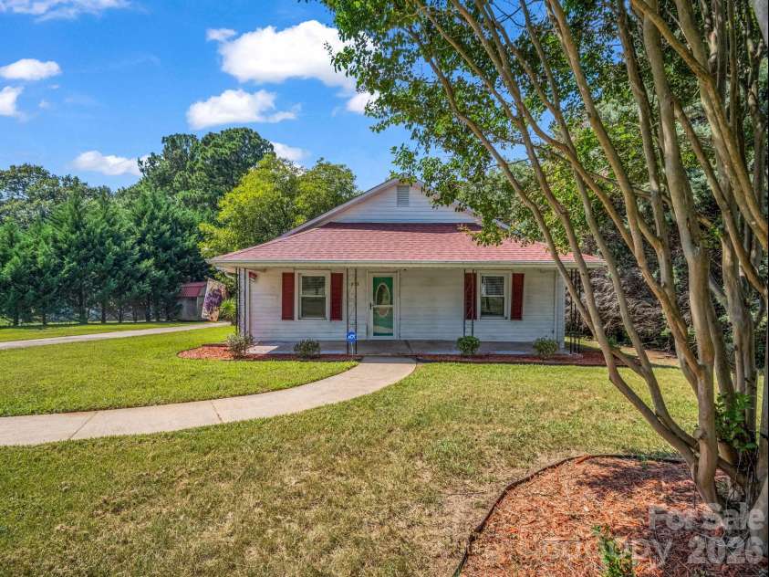 1315 Lithia Springs Road, Shelby, NC 28150.  MLS# CAR4424962, YatesRealty ID 13460. 