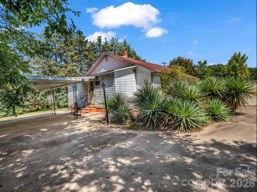 1315 Lithia Springs Road, Shelby, NC 28150.  MLS# CAR4424962, YatesRealty ID 13460. 