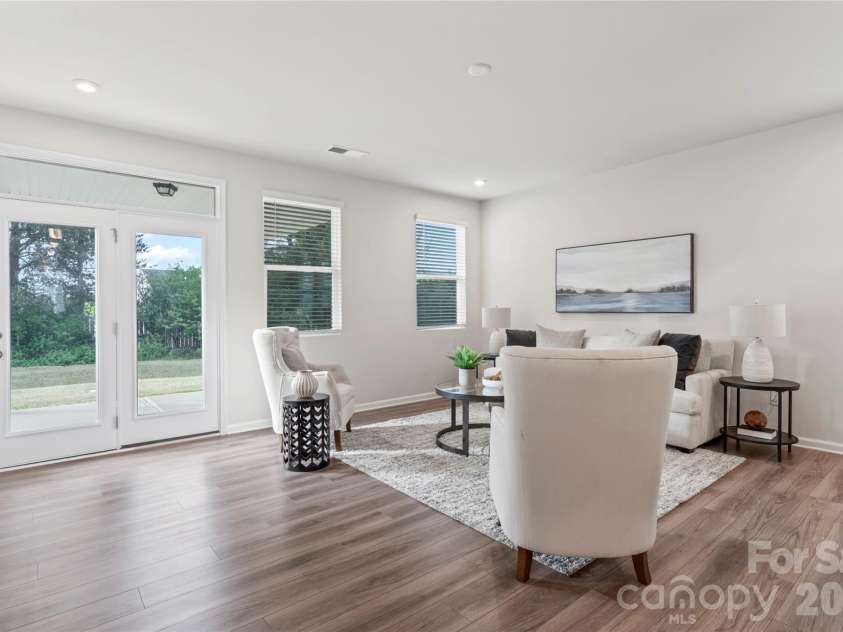 9110 Buckley Court, Charlotte, NC 28269.  MLS# CAR4363949, YatesRealty ID 13461. 